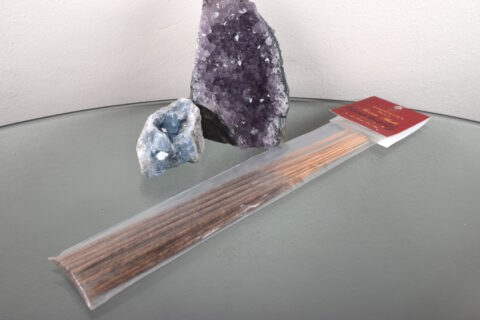 Clear Quartz Incense 20pk - Stimulate and harmonize with all chakras