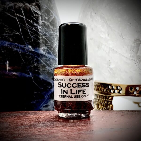 Success In Life Oil - Spell to bring you success in your worldly, emotional and spiritual pursuits.