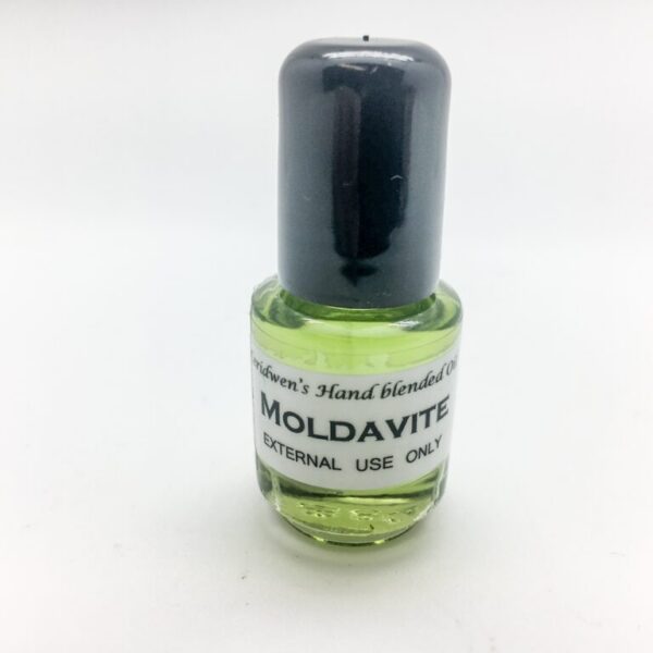 Moldavite Oil - Assists to connect with celestial energies.